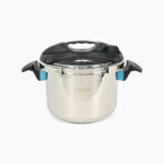 Ekspres Lonac Royalty Line uslikan frontalno